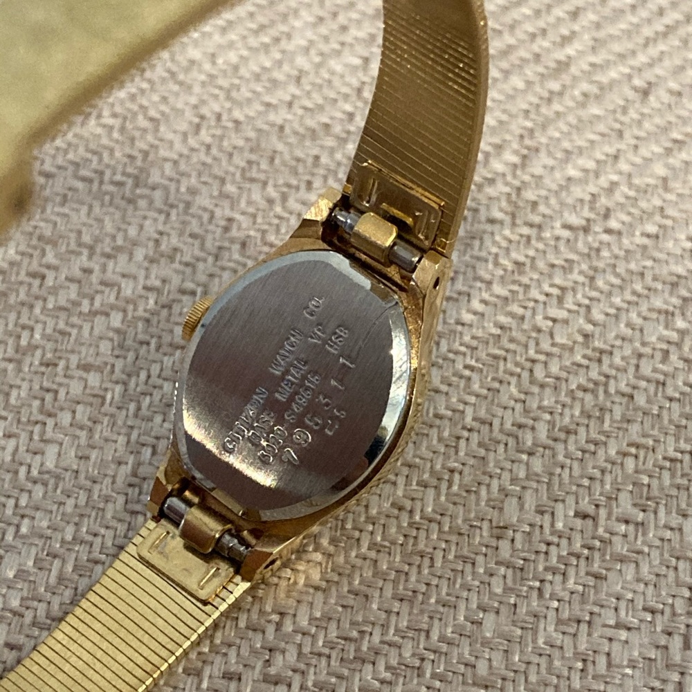 SOLD - Citizen Watch - Picture 8 of 9